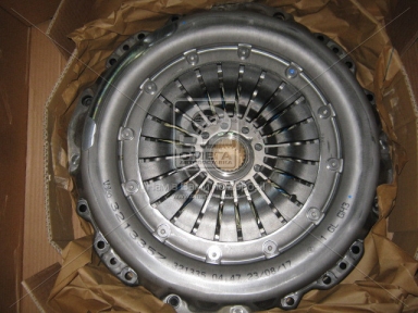 Сцепление (компл.) RVI Kerax, Magnum, Premium, FH, FM, FMX 2005-> (пр-во Valeo)