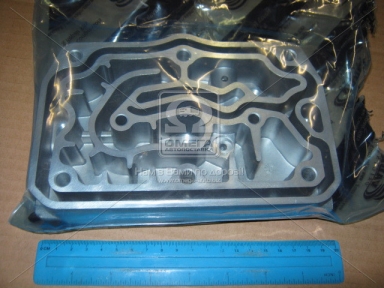 Крышка клапанная компрессора WABCO, DAF 75/ 85CF, F75/ 95, 95XF, XF95 (производство VADEN)