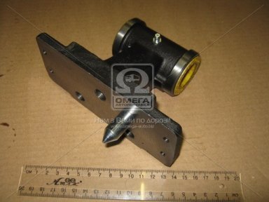 Кронштейн 28x111 кабіни RENAULT (вир-во Sampa)