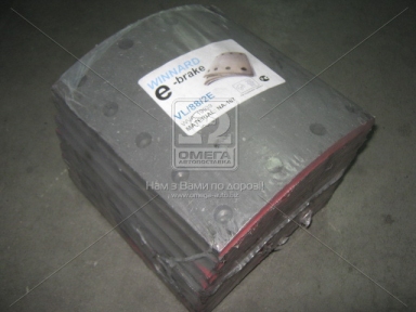 Накладка гальмівний. (компл. на вісь) 410х200 станд. VOLVO F12,FH12,FL7,FL10 (вир-во Winnard)