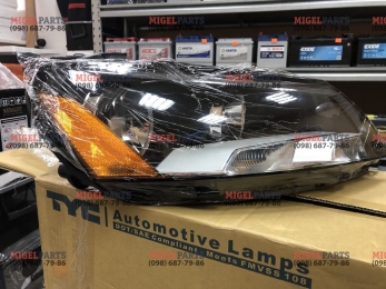 Фара передня права для VW Passat B7 USA (TYC) 561941006B